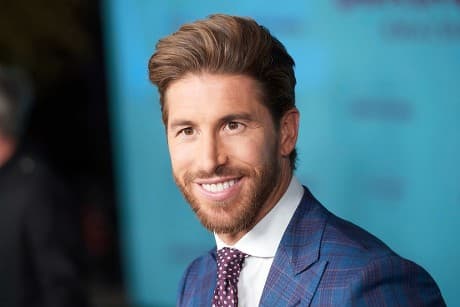 Sergio Ramos salta a la arena política y funda el partido "España por Bandera"